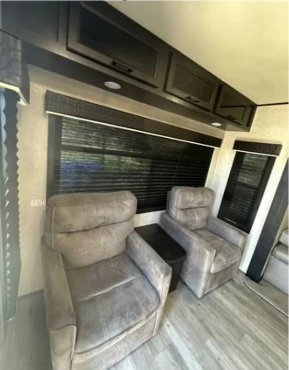 2022 Jayco Jay Flight - Image 3 of 10