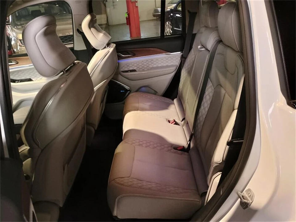 2022 Jeep KL Cherokee - Image 25 of 31