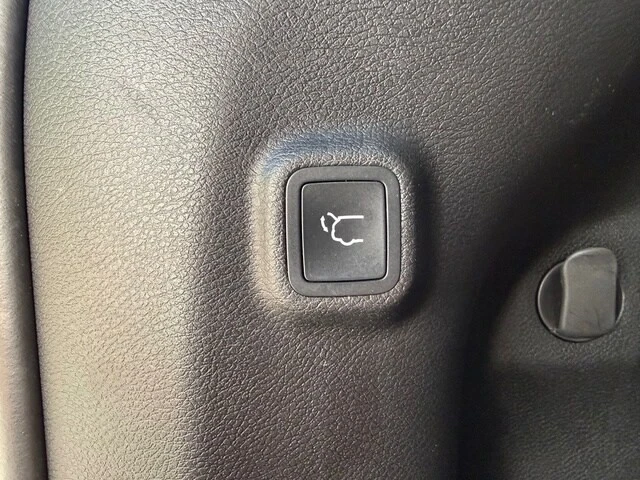 2022 Jeep KL Cherokee - Image 16 of 21