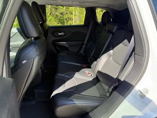 2022 Jeep KL Cherokee - Image 14 of 21