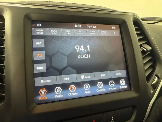 2022 Jeep KL Cherokee - Image 19 of 31