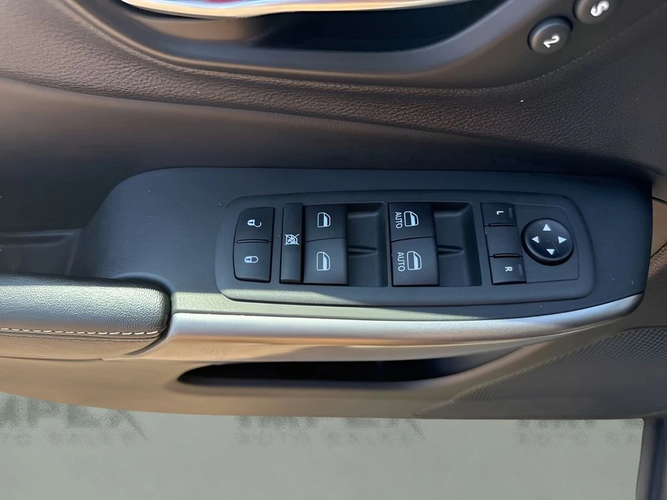 2022 Jeep KL Cherokee - Image 27 of 31