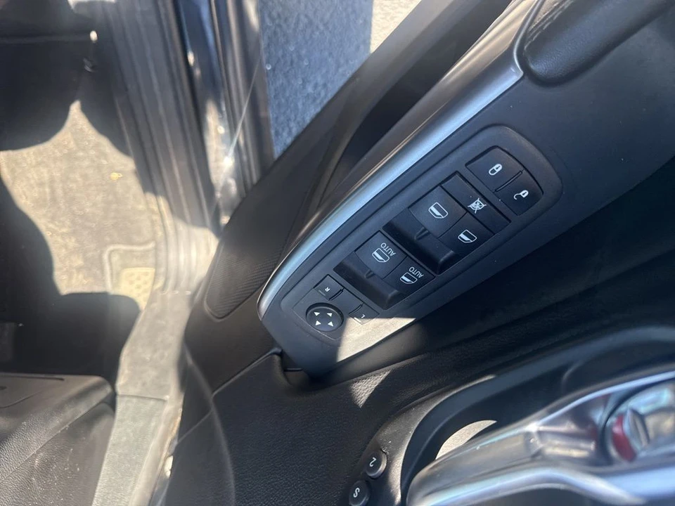 2022 Jeep KL Cherokee - Image 12 of 21