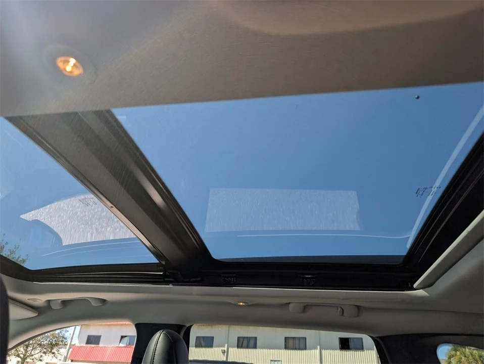 2022 Jeep KL Cherokee - Image 14 of 21