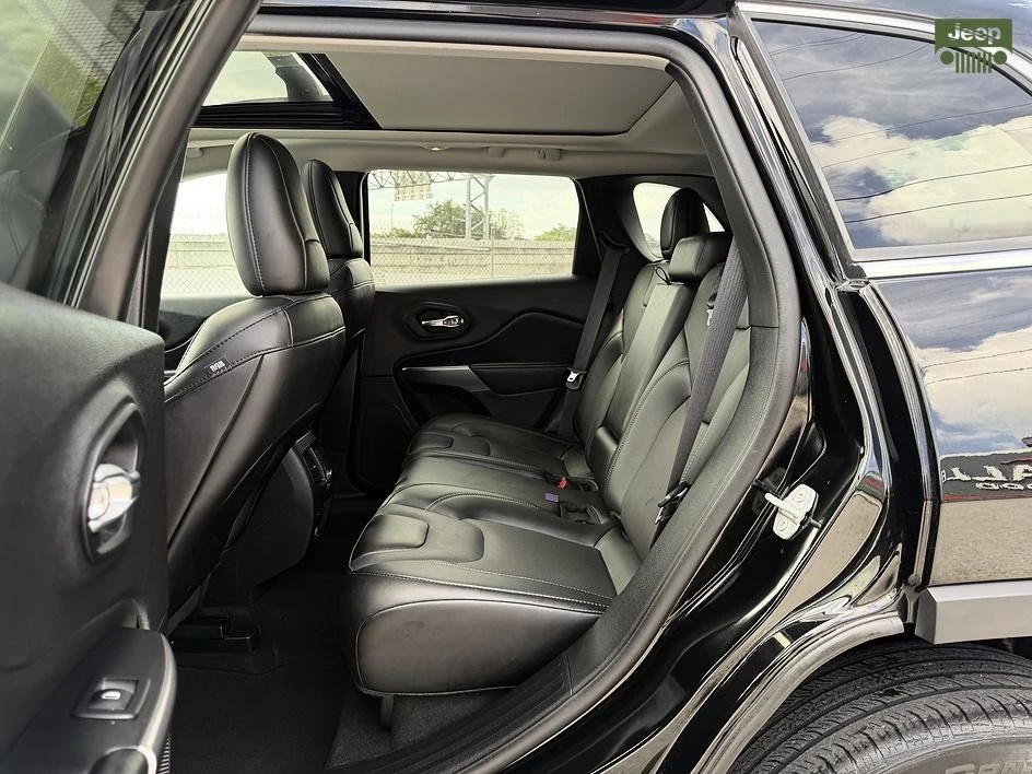 2022 Jeep KL Cherokee - Image 26 of 31