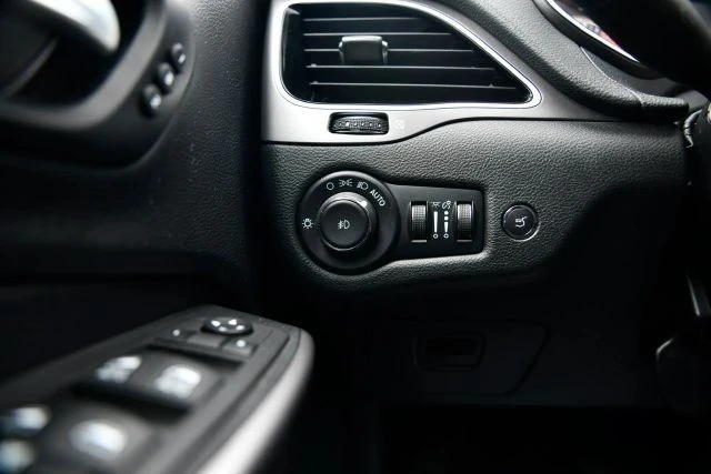 2022 Jeep KL Cherokee - Image 15 of 21