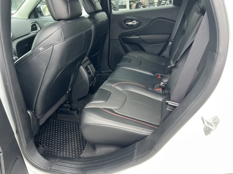 2022 Jeep KL Cherokee - Image 14 of 31