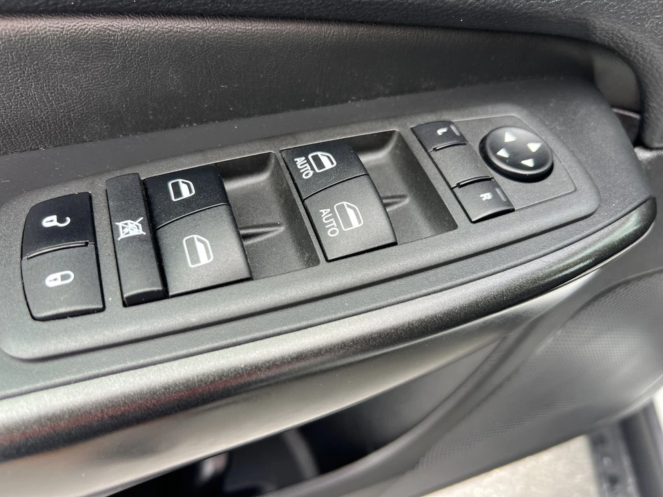 2022 Jeep KL Cherokee - Image 18 of 31