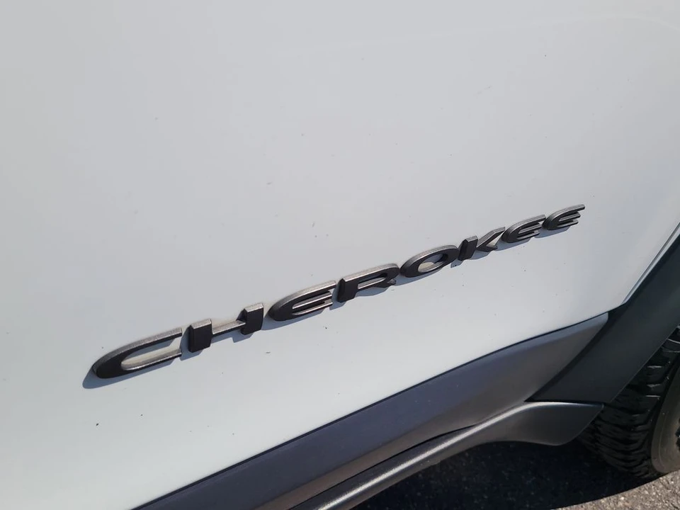 2022 Jeep KL Cherokee - Image 6 of 12
