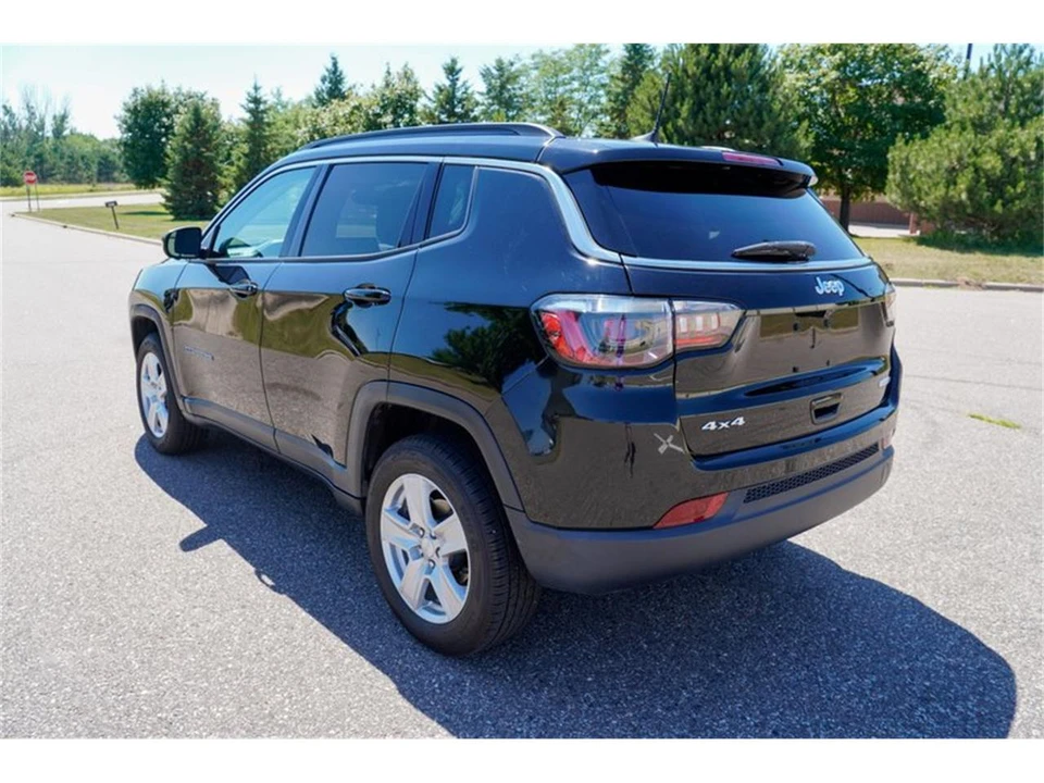 2022 Jeep Compass - Image 6 of 31