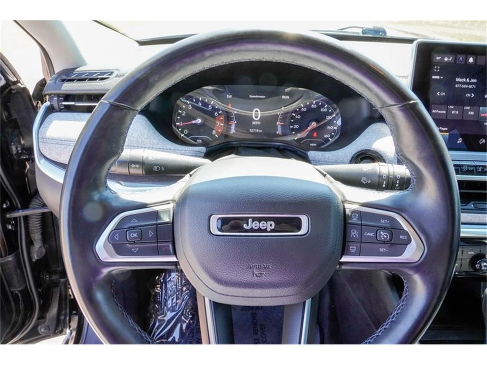 2022 Jeep Compass - Image 11 of 31