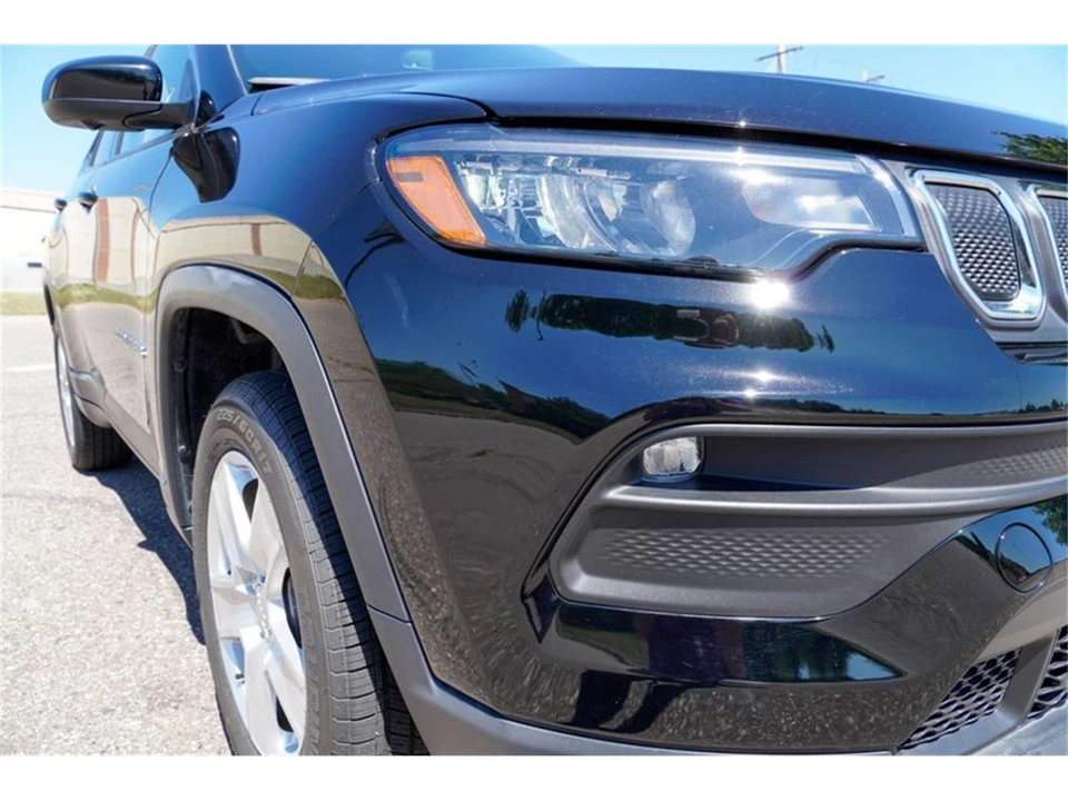 2022 Jeep Compass - Image 27 of 31