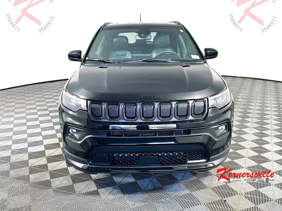 2022 Jeep Compass - Image 2 of 21