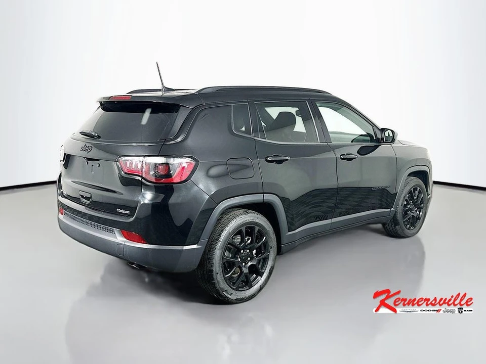 2022 Jeep Compass - Image 7 of 21