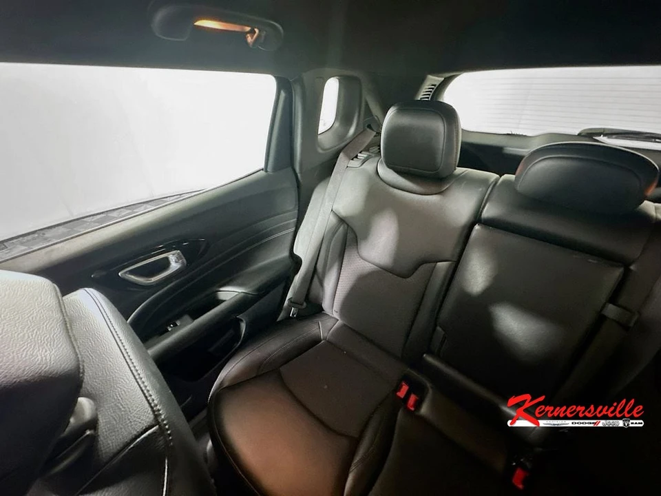 2022 Jeep Compass - Image 12 of 21
