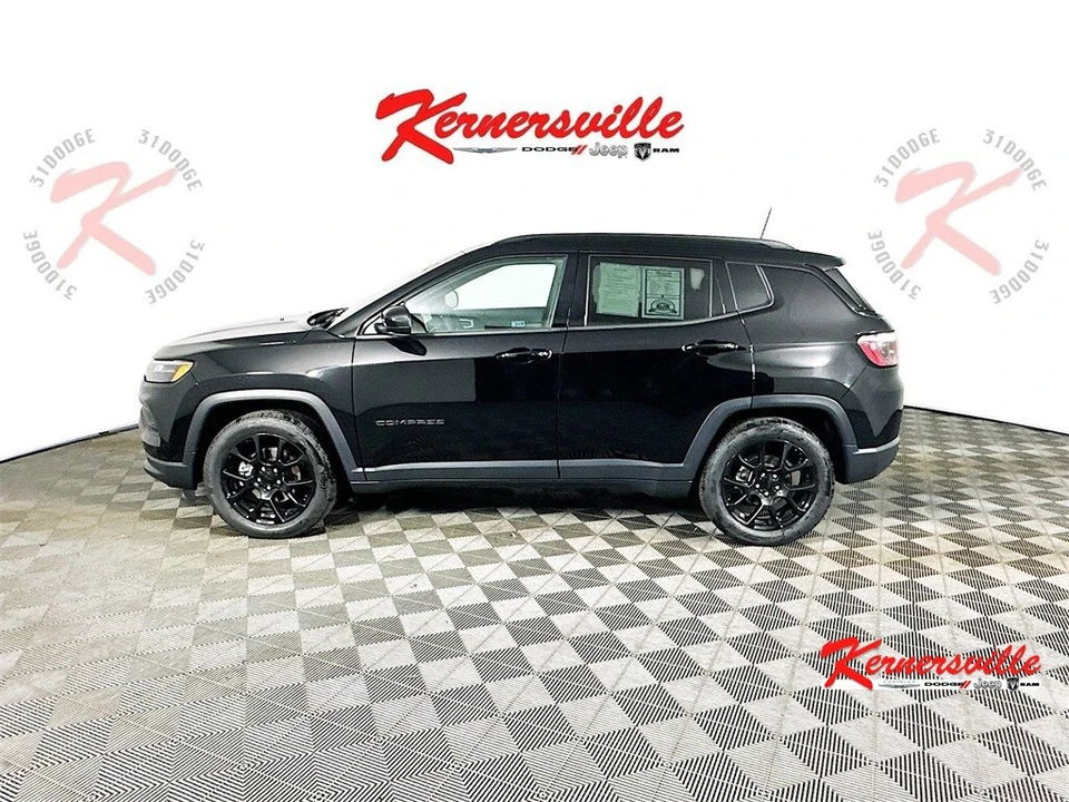 2022 Jeep Compass - Image 4 of 21