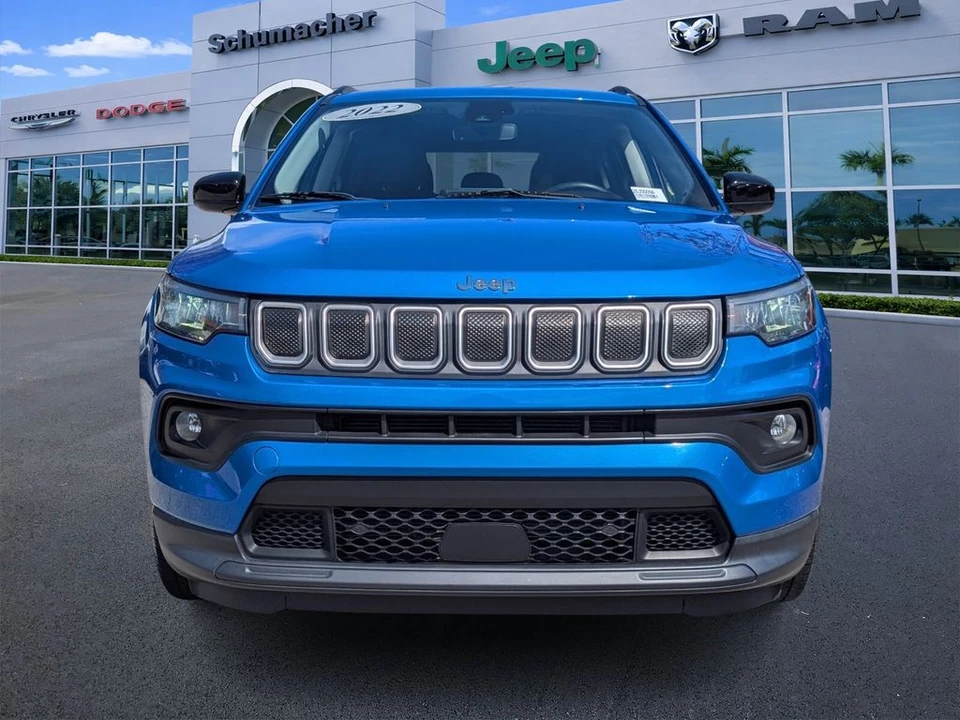 2022 Jeep Compass - Image 2 of 21
