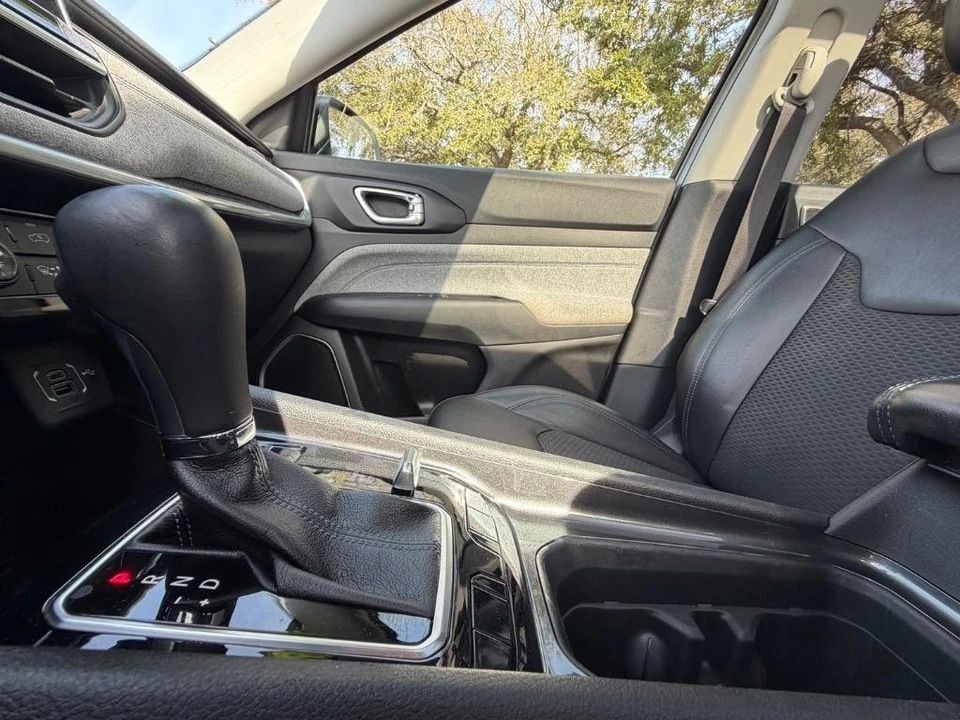 2022 Jeep Compass - Image 20 of 21