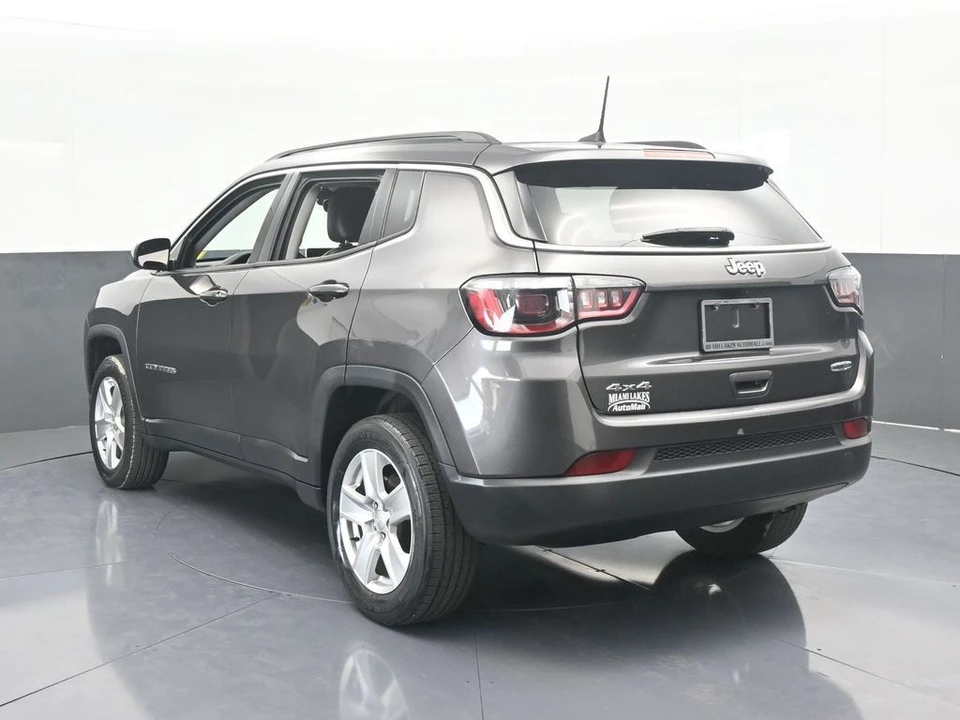 2022 Jeep Compass - Image 4 of 12