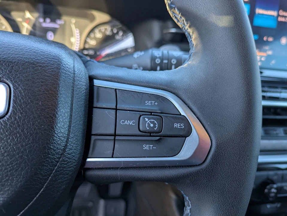 2022 Jeep Compass - Image 19 of 21