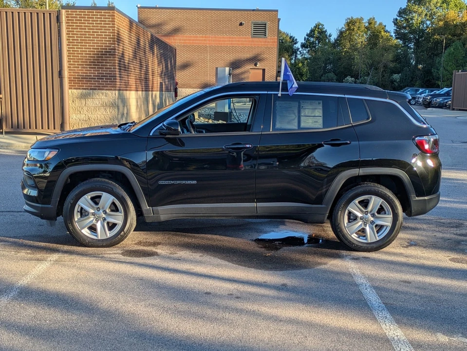 2022 Jeep Compass - Image 7 of 21
