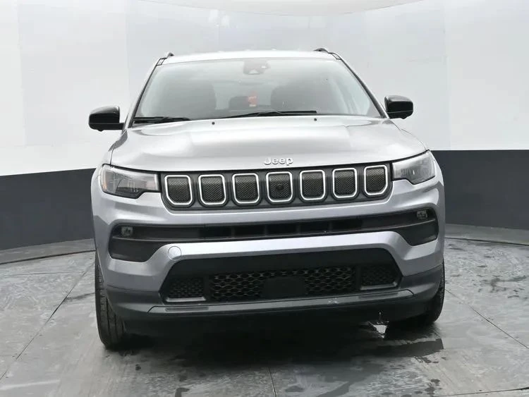 2022 Jeep Compass - Image 3 of 12