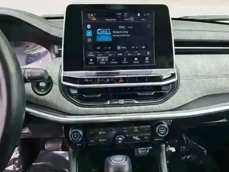 2022 Jeep Compass - Image 11 of 12