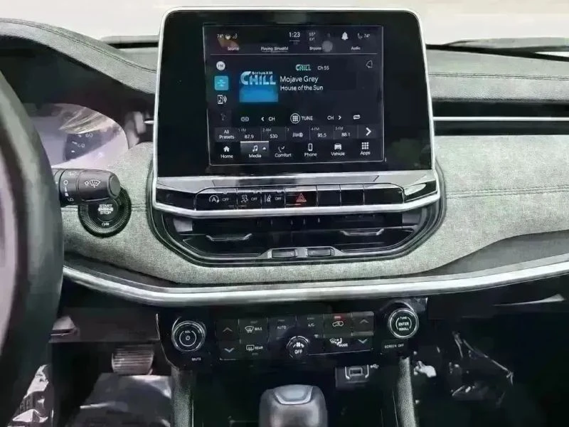 2022 Jeep Compass - Image 11 of 12