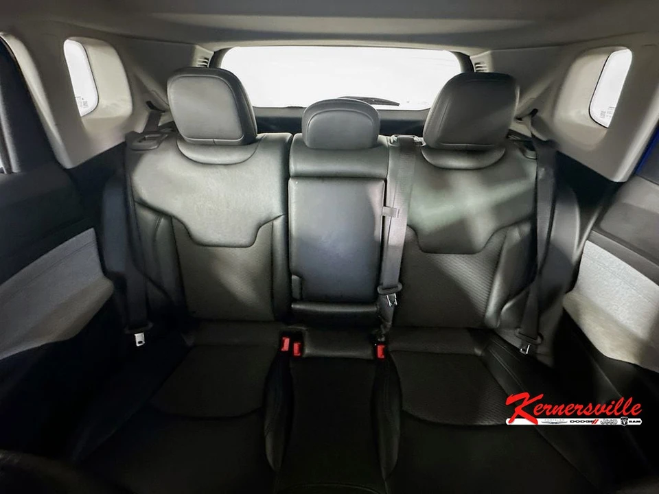 2022 Jeep Compass - Image 13 of 21