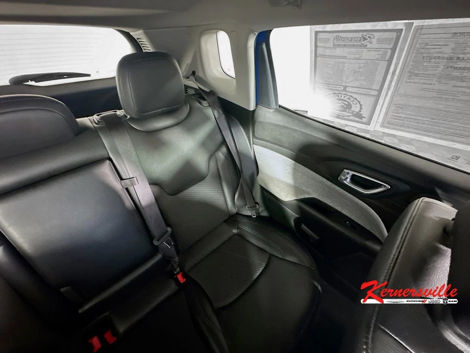 2022 Jeep Compass - Image 14 of 21
