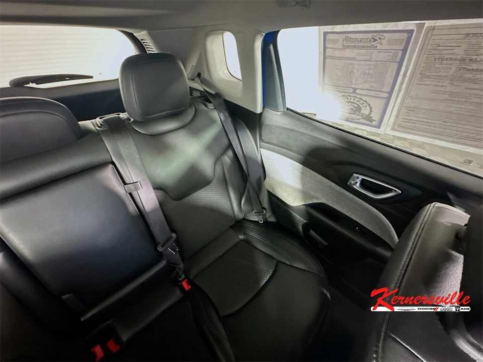 2022 Jeep Compass - Image 14 of 21