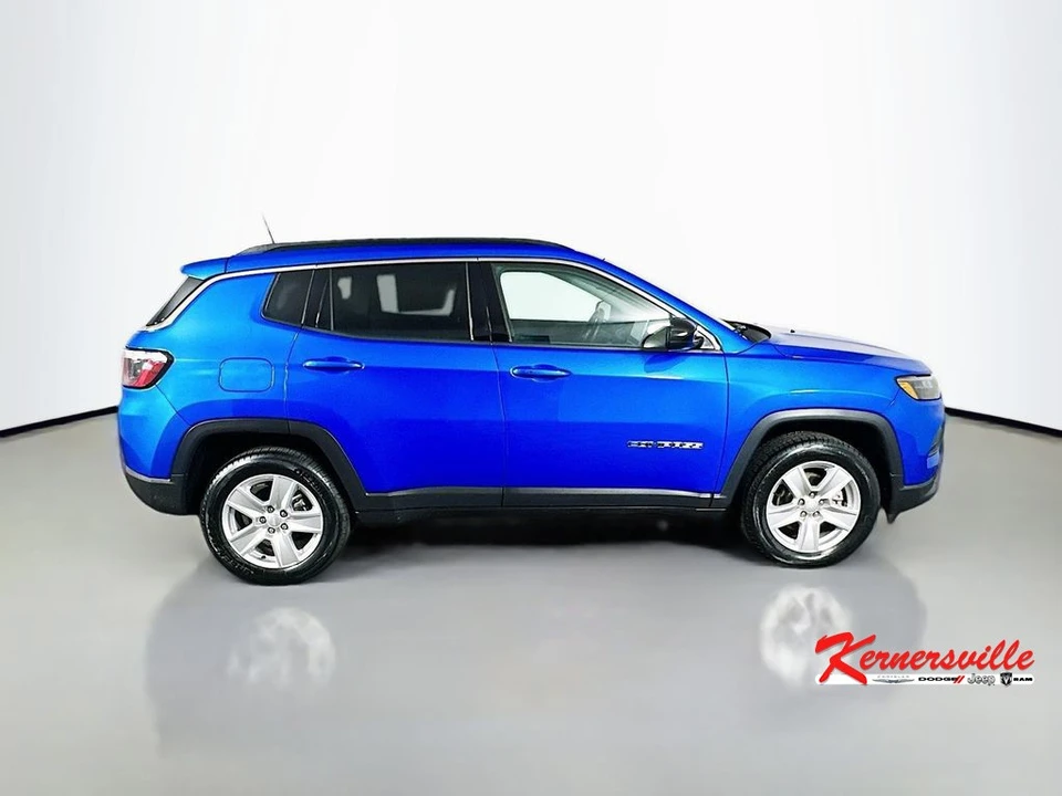 2022 Jeep Compass - Image 8 of 21