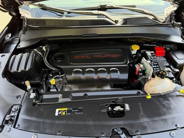2022 Jeep Compass - Image 9 of 21