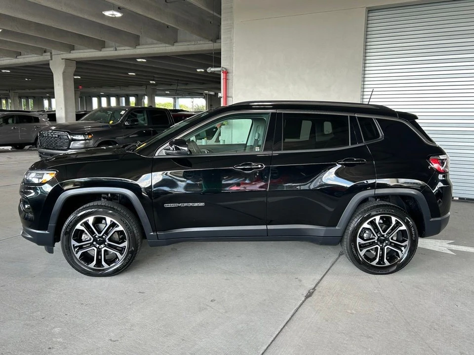 2022 Jeep Compass - Image 5 of 12