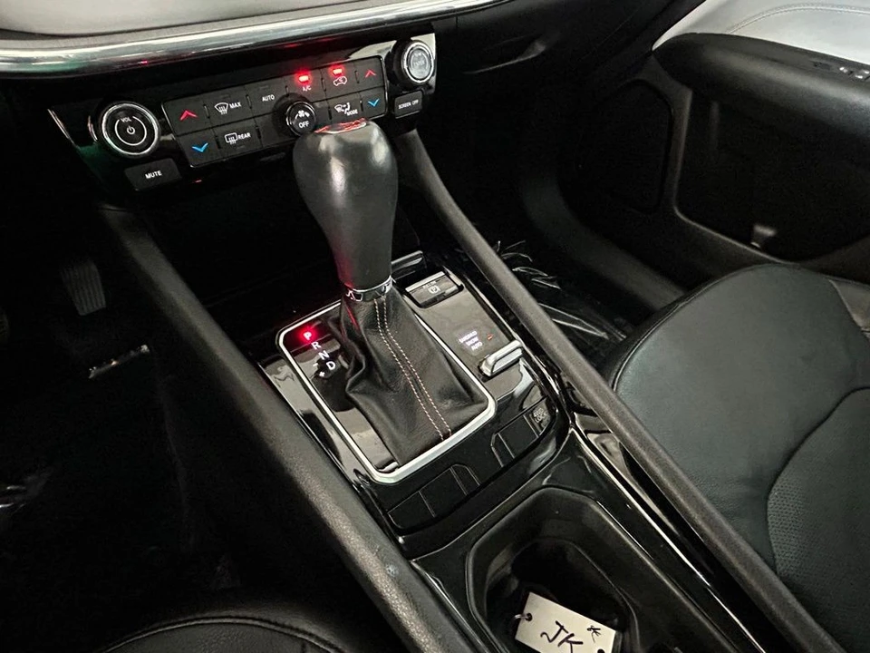2022 Jeep Compass - Image 11 of 12