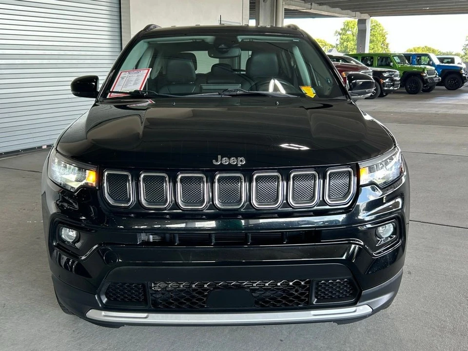 2022 Jeep Compass - Image 2 of 12