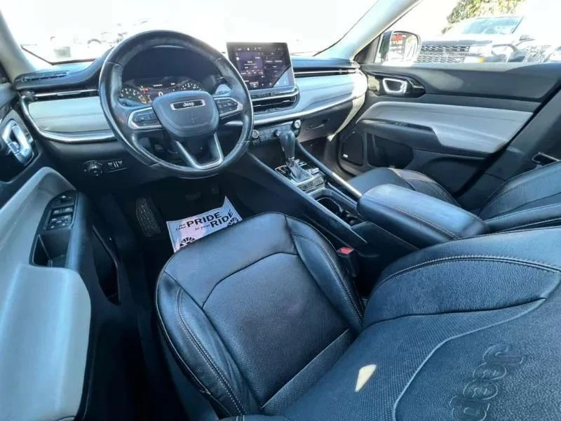 2022 Jeep Compass - Image 11 of 12