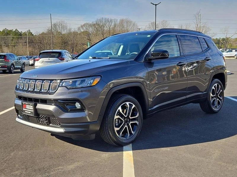 2022 Jeep Compass - Image 3 of 12