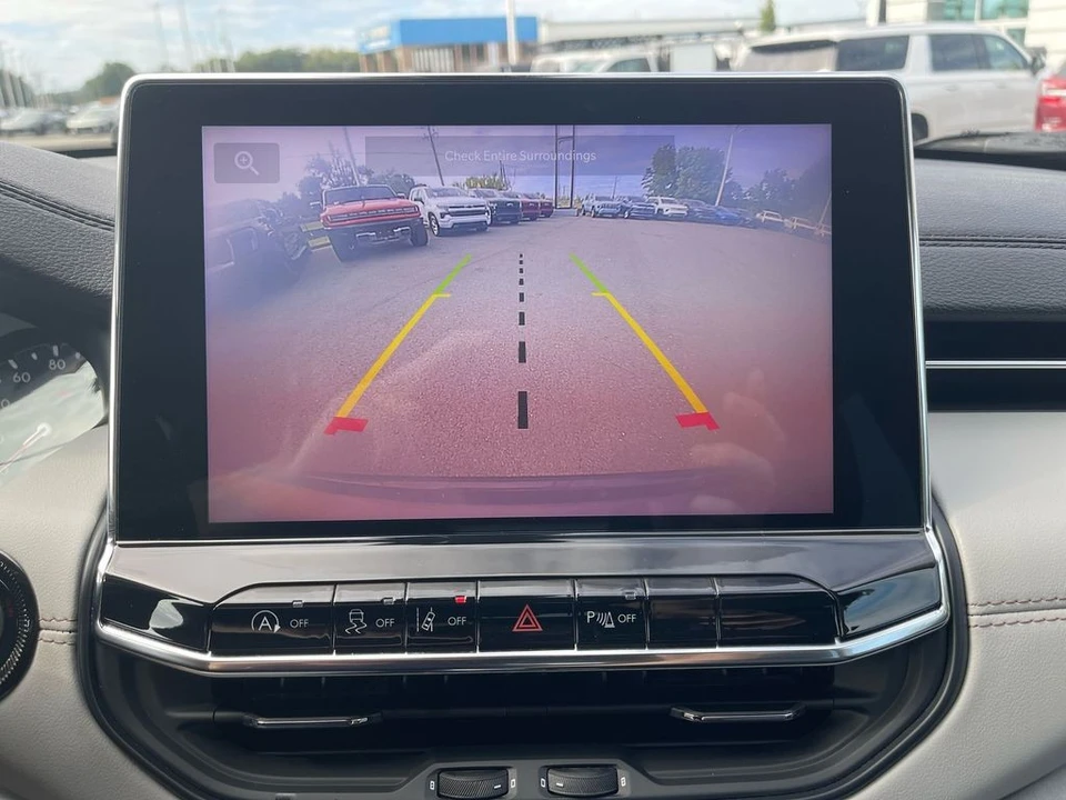 2022 Jeep Compass - Image 19 of 21