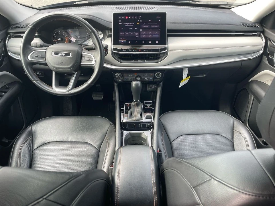 2022 Jeep Compass - Image 12 of 21