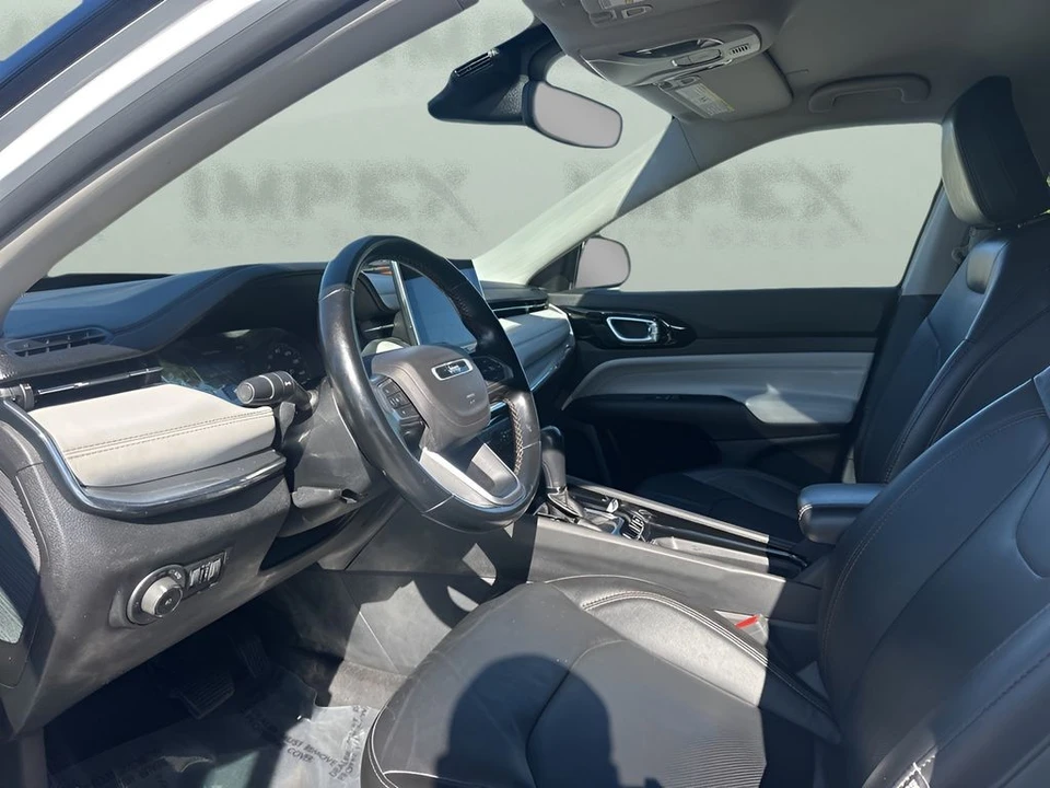 2022 Jeep Compass - Image 9 of 21