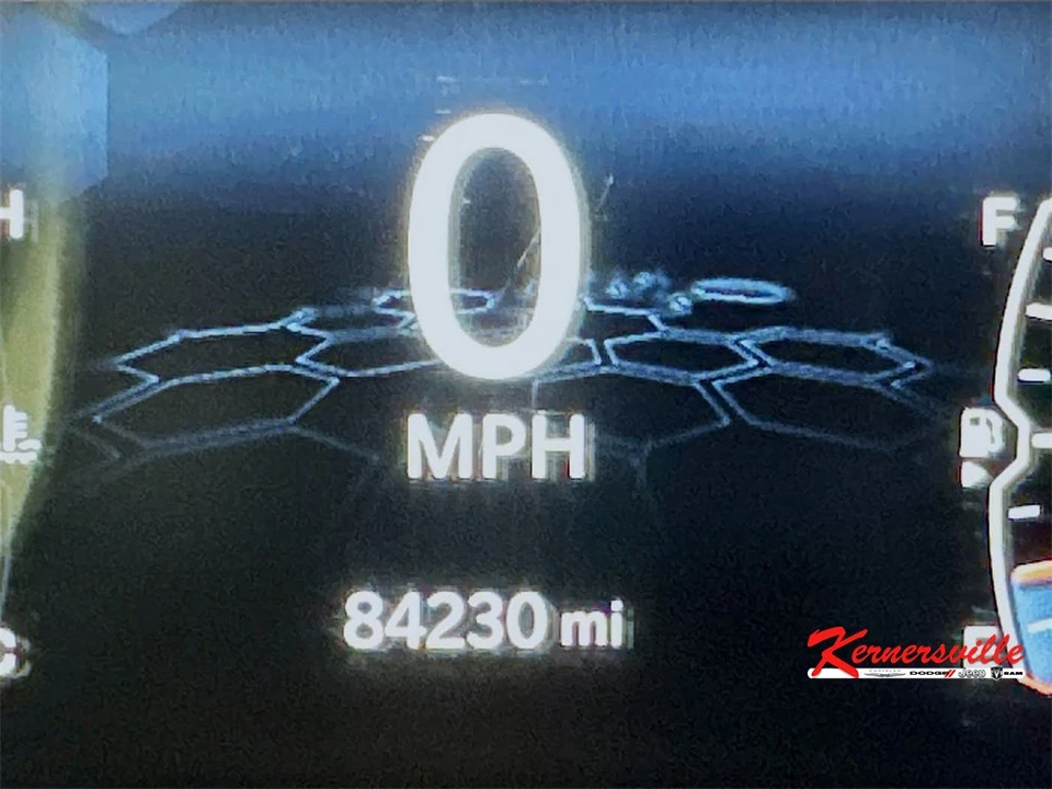 2022 Jeep Compass - Image 15 of 21