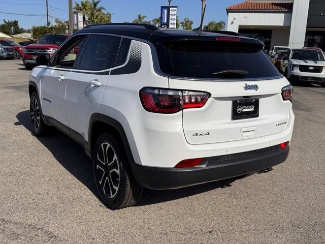 2022 Jeep Compass - Image 10 of 12