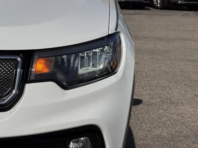 2022 Jeep Compass - Image 8 of 12