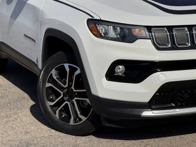 2022 Jeep Compass - Image 4 of 12
