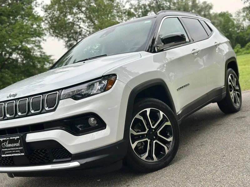 2022 Jeep Compass - Image 10 of 12