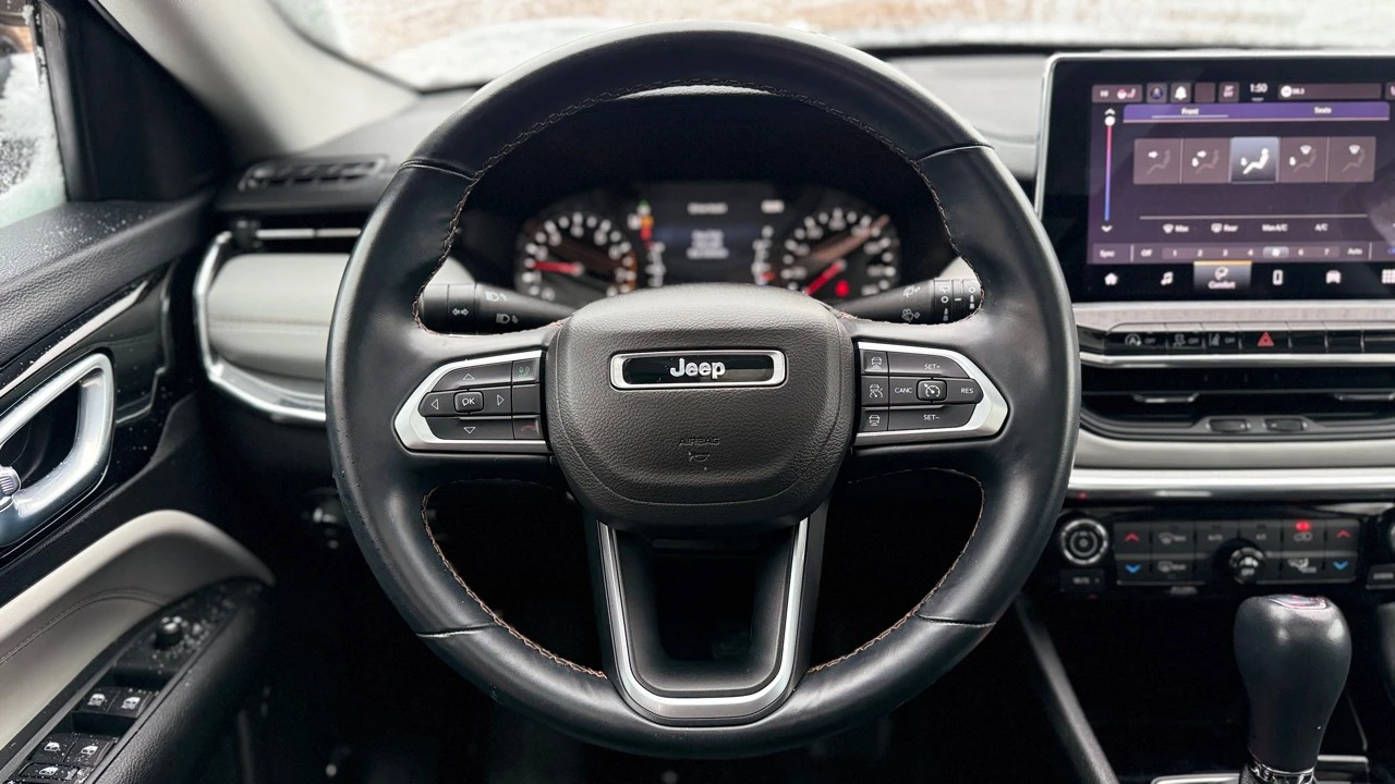 2022 Jeep Compass - Image 13 of 21