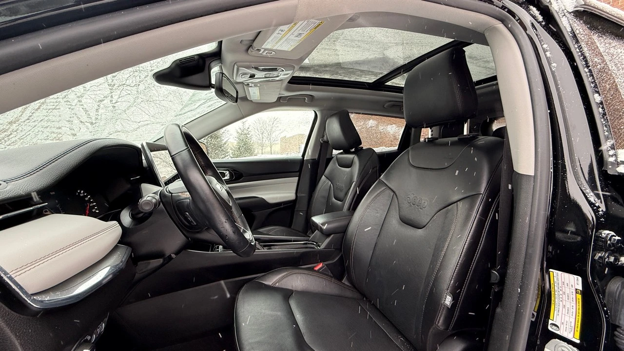 2022 Jeep Compass - Image 10 of 21