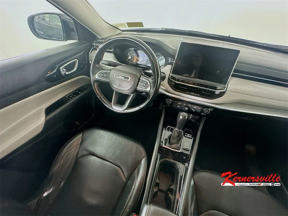 2022 Jeep Compass - Image 9 of 12