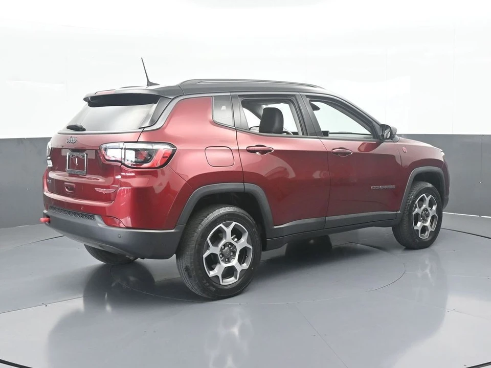 2022 Jeep Compass - Image 6 of 12